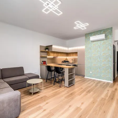 Appartement Ulloi 1 *